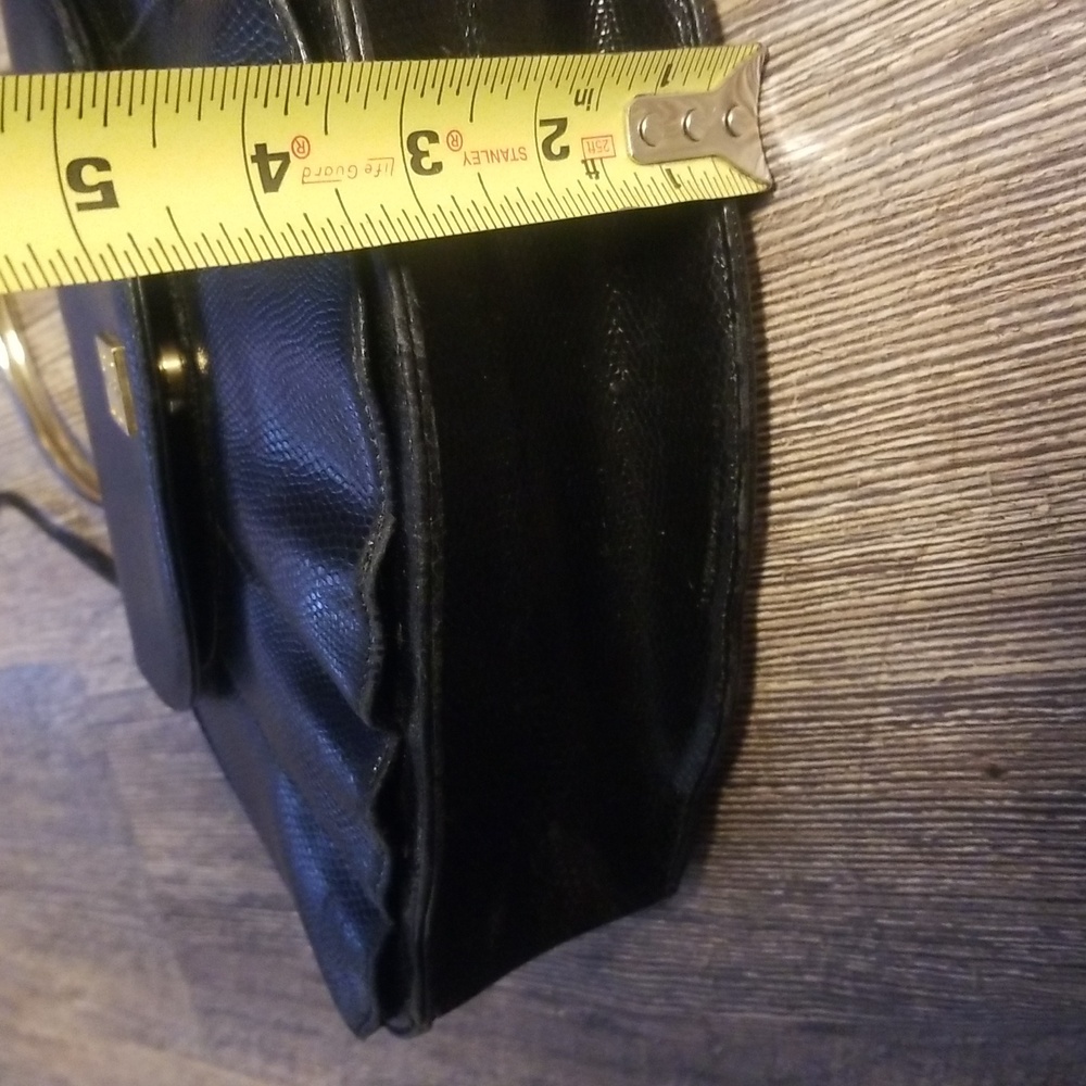GIVENCHY Seashell RARE Reptile Black Leather Gold Top handle & Monogram … - Picture 14 of 17